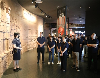 ׷tɫӡӛ ĵɫ ˾h֧_(ki)չhʷ}hջ(dng)